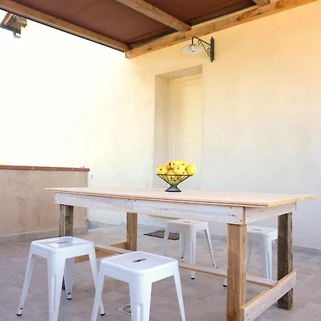 Casa Brigante Luxury With Pool דירה *