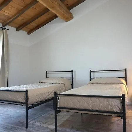 דירה Casa Brigante Luxury With Pool קאפאנורי